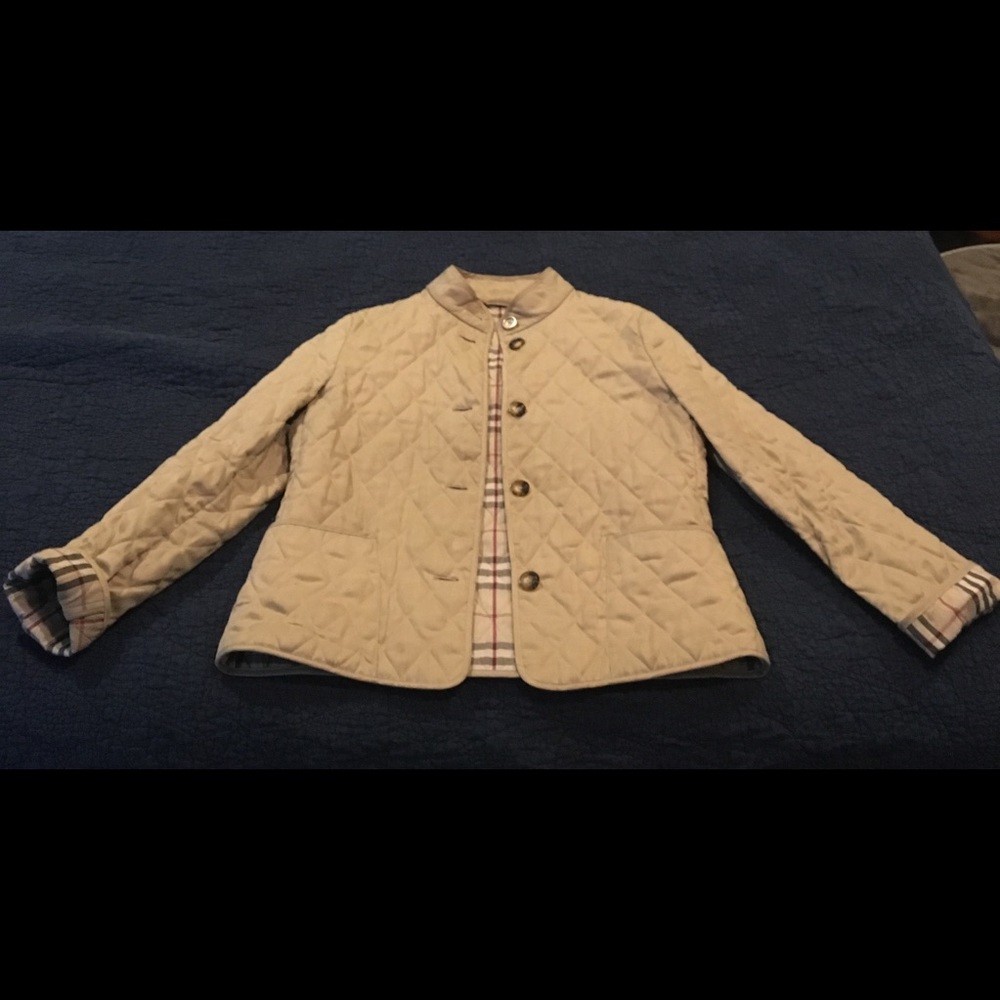 Camel Burberry Quilted Jacket - Classic!